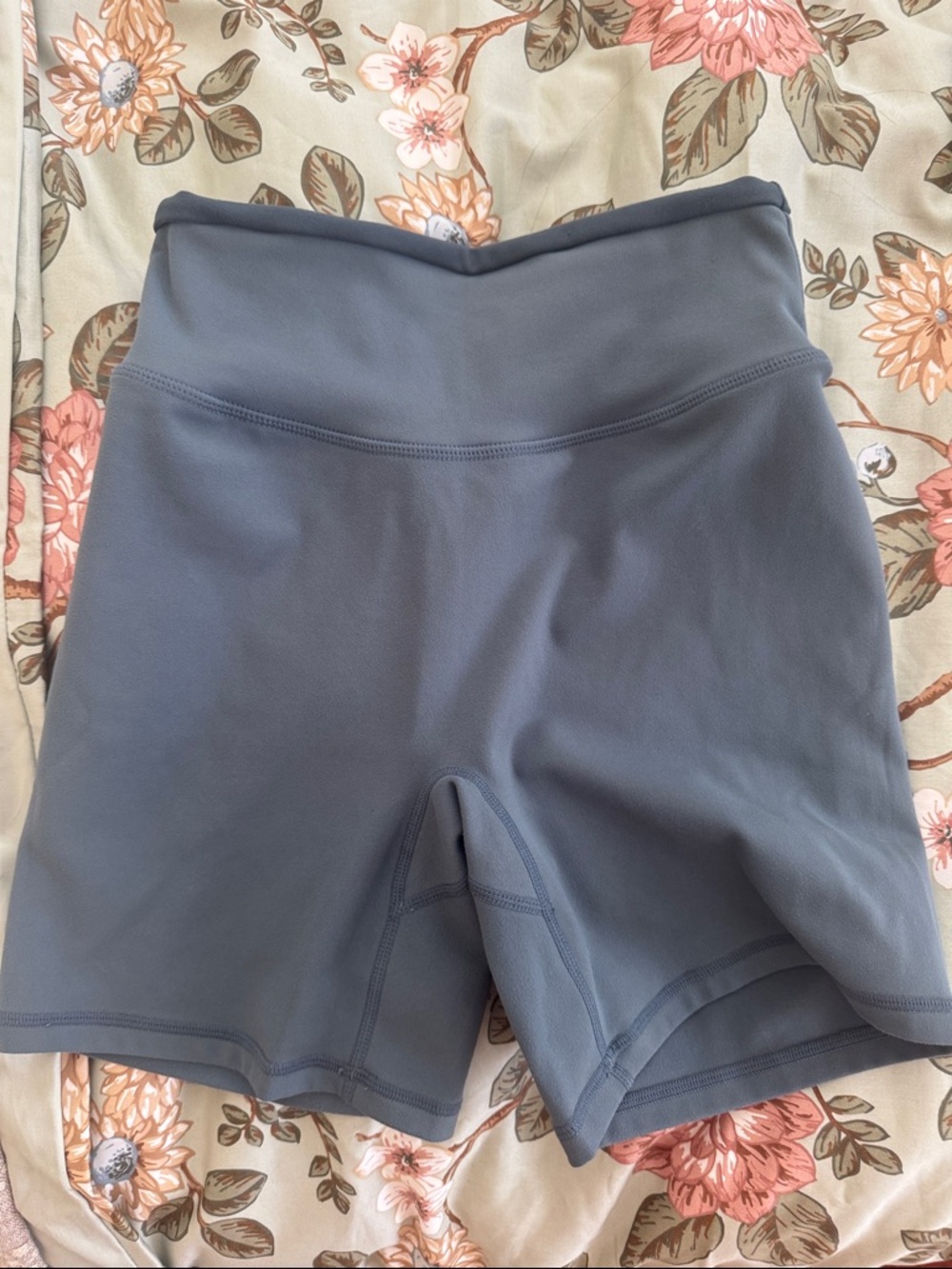 P'tula two toned shorts (sweetheart)